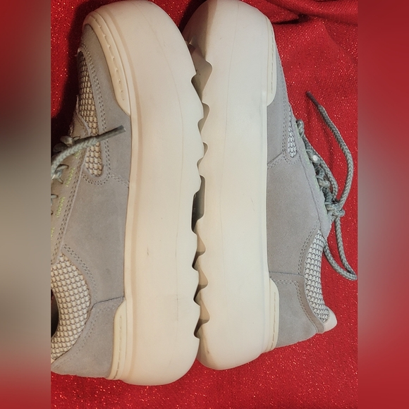 UGG Marlin Mega Lace Greyhound Platform Sneakers Size 7 US - Picture 5 of 12